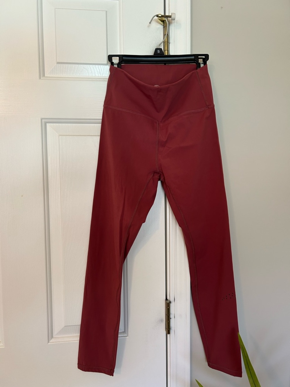 ZYIA Active Burgundy Performance Leggings